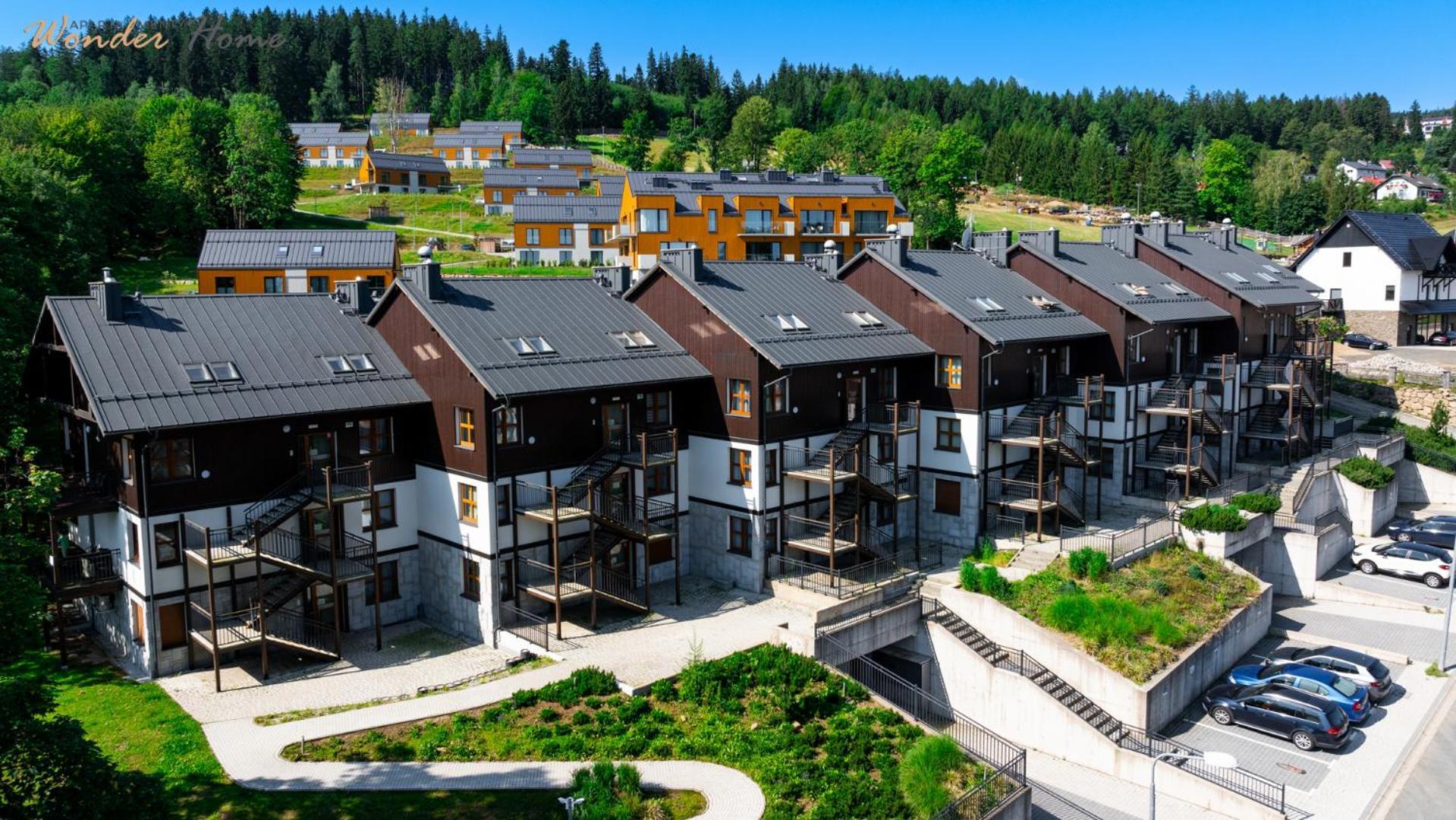 Wonder Home - Apartamenty Residence Karpacz Blisko Stoku Narciarskiego, Z Balkonami I Parkingiem Dış mekan fotoğraf